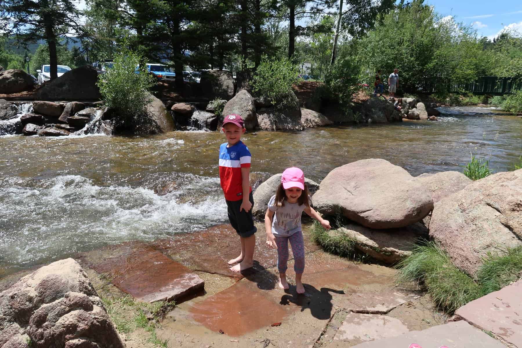 Gateway Towns to Rocky Mountain National Park