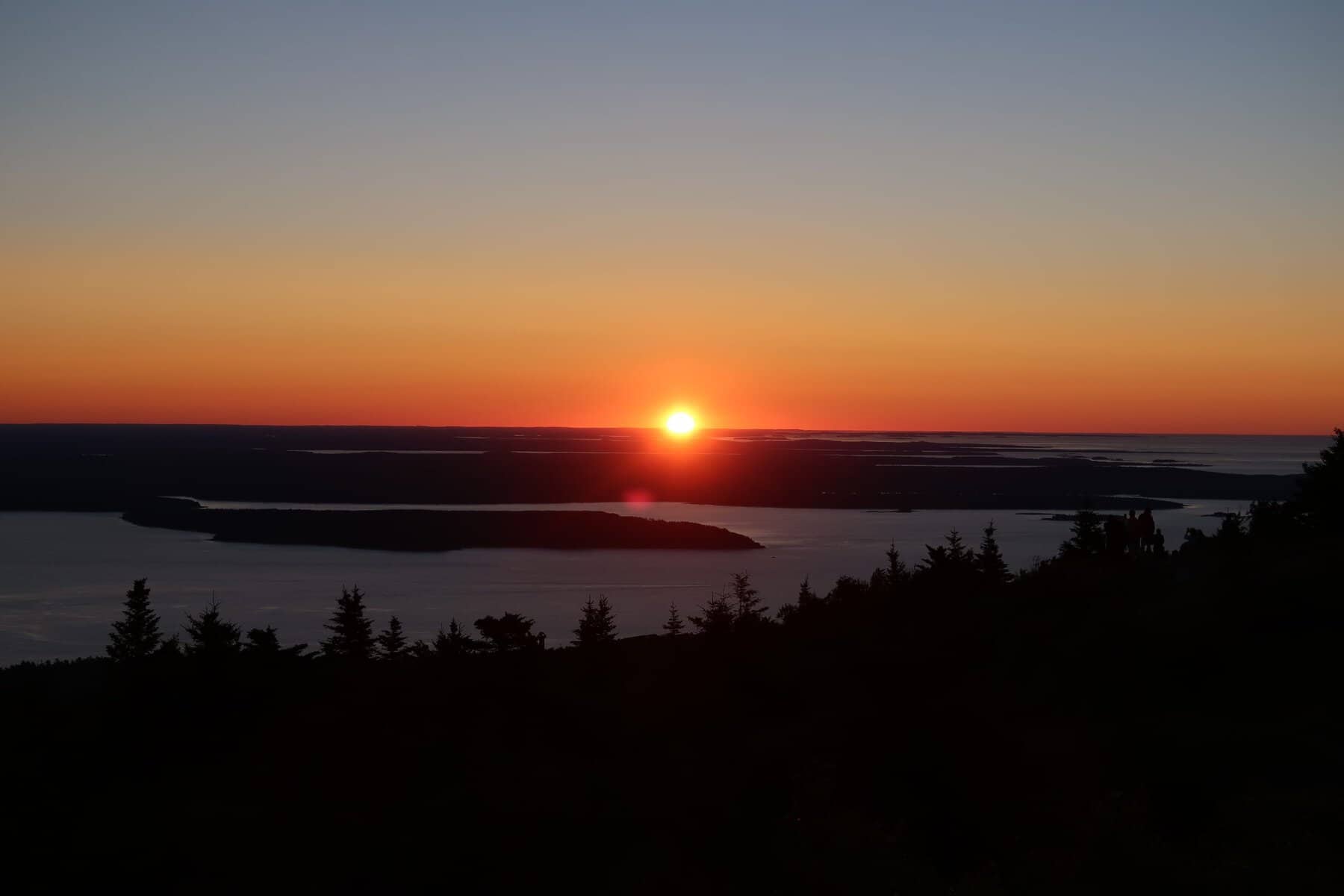 Witness the Breathtaking Sunrise in Acadia National Park: Tips and Locations