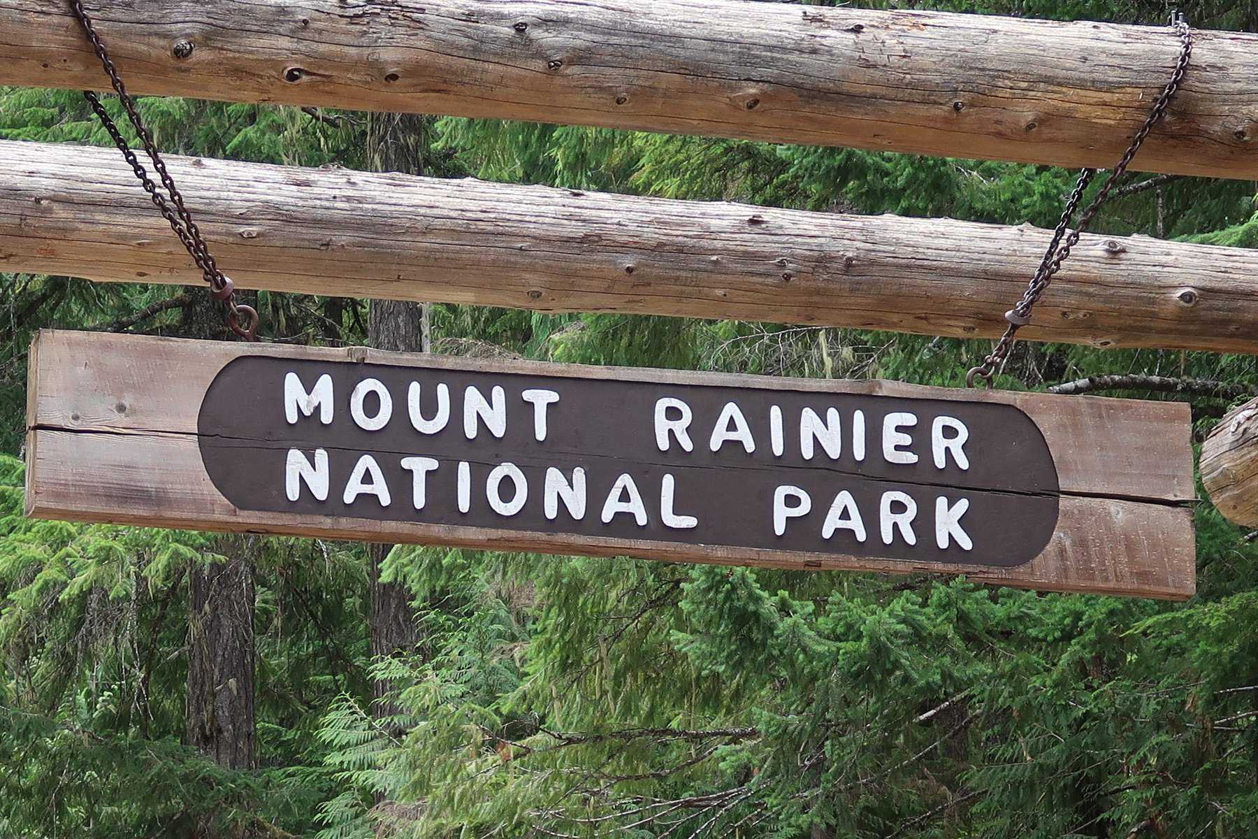 MOUNT RAINIER NATIONAL PARK